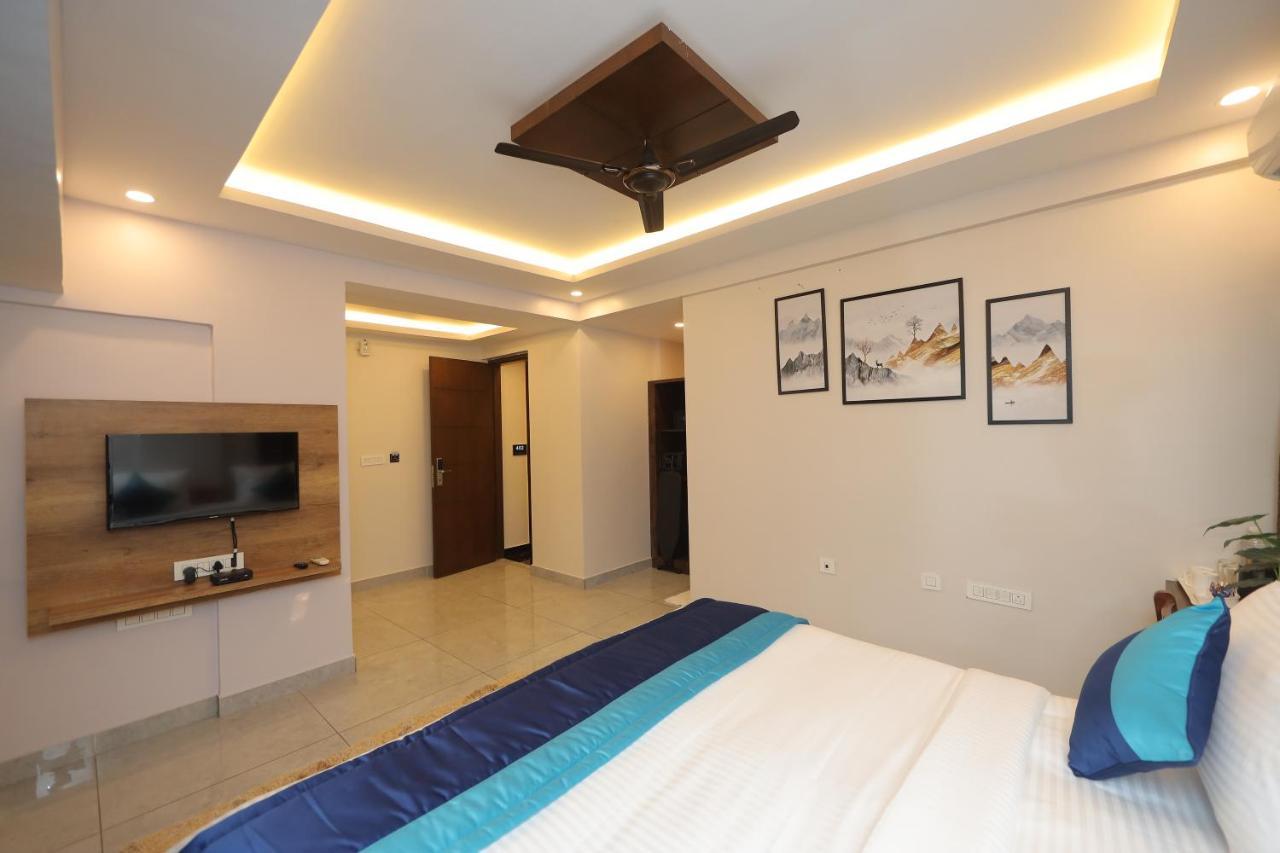 Vovo Hotels Yelahanka Dış mekan fotoğraf