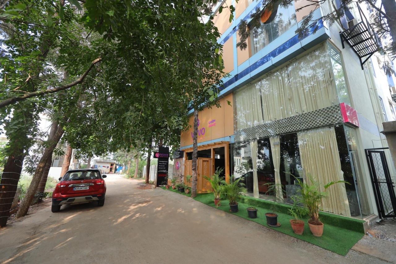 Vovo Hotels Yelahanka Dış mekan fotoğraf