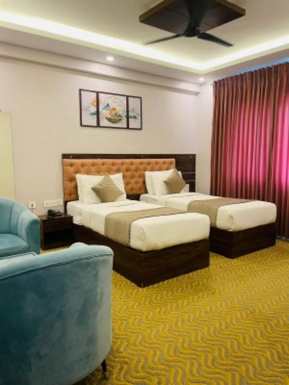 Vovo Hotels Yelahanka Dış mekan fotoğraf