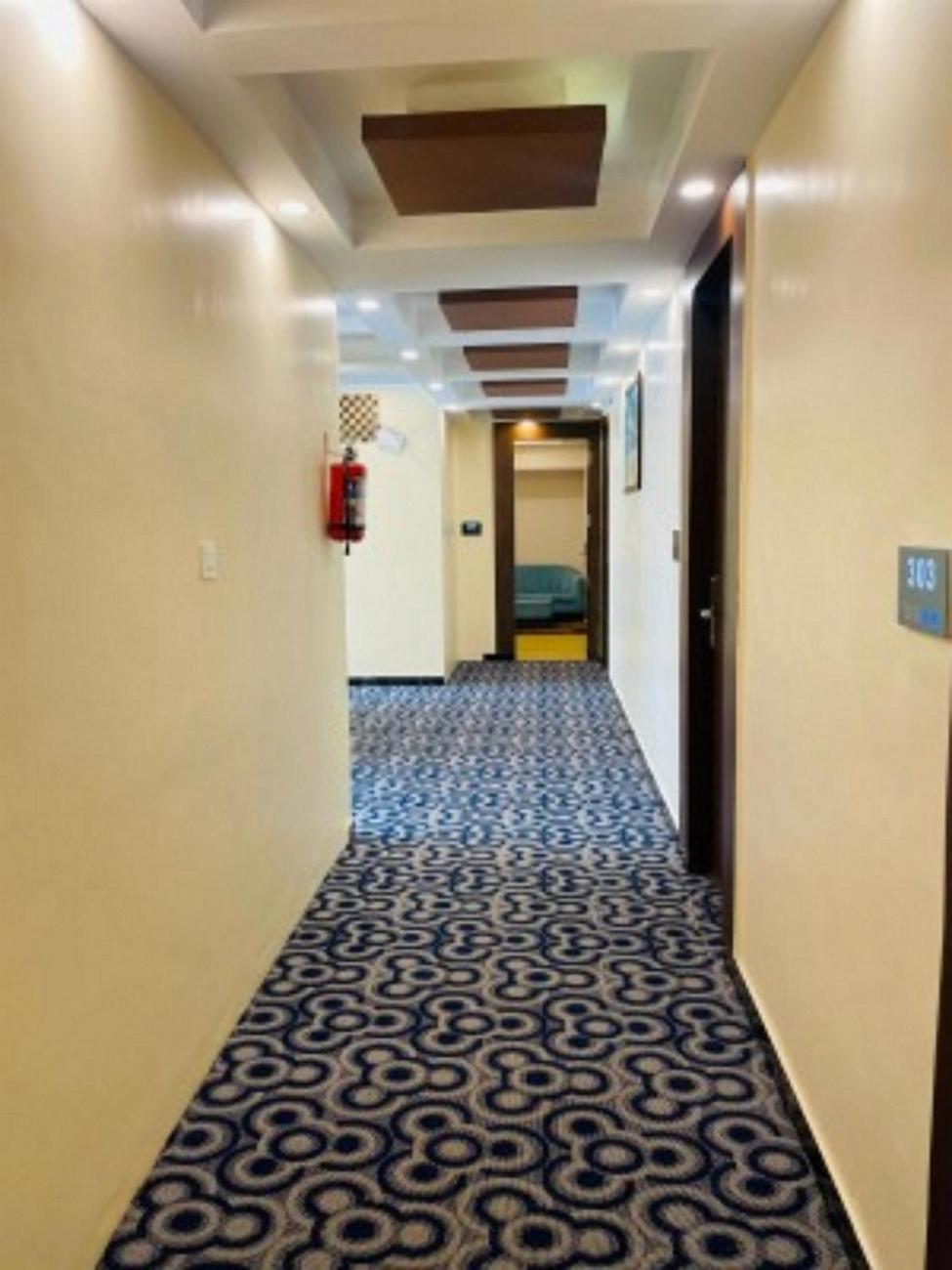 Vovo Hotels Yelahanka Dış mekan fotoğraf